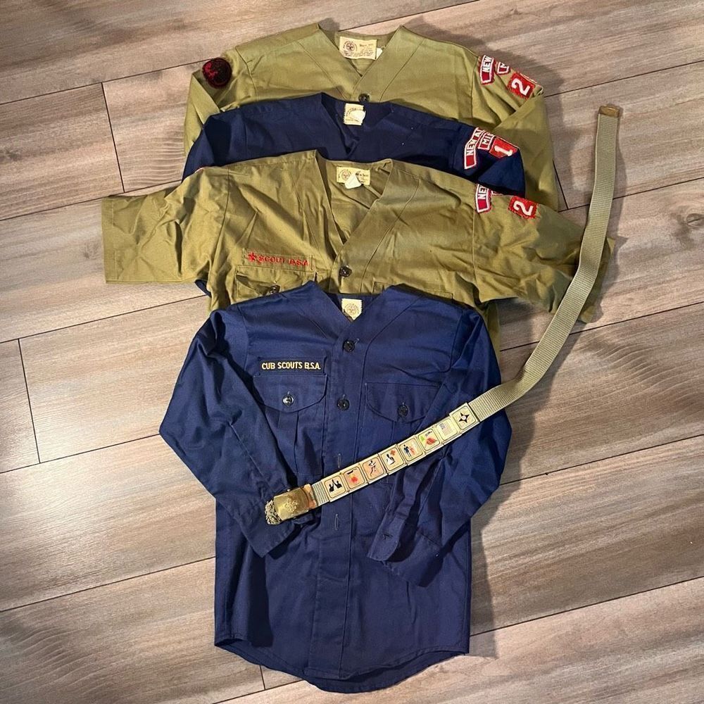 Boy Scouts of America Lot of 4 and Brass Belt Shirts Kids Small‎